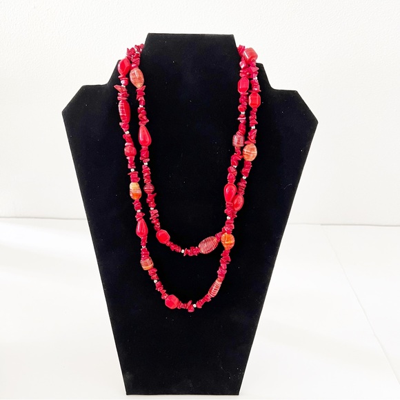 Bundle of 5 Red Costume Necklaces - Picture 5 of 15